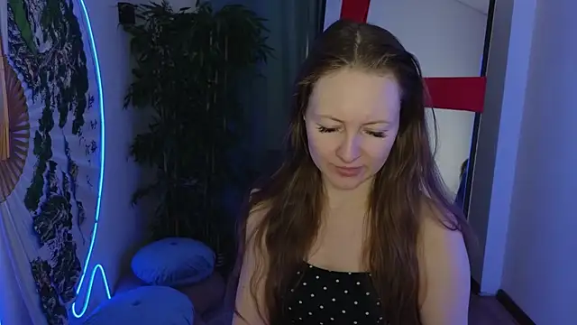 freya nilsson online show from January 3, 9:47 am