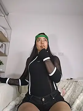 amycute  online show from March 30, 5:58 pm