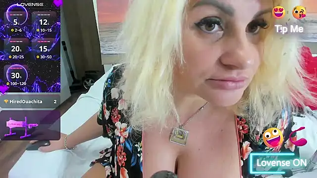 Snapshot of wildangeloflove chatting on December 11, 5:37 pm wildangeloflove online show from December 11, 5:37 pm