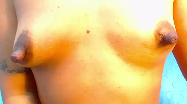 Amy Ronan online show from December 7, 6:37 pm