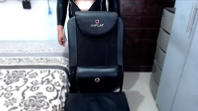 Snapshot of xSUCKTHYWOMANx chatting on September 10, 5:57 pm xSUCKTHYWOMANx online show from September 10, 5:57 pm