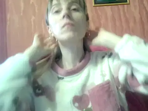 Biddy Alana online show from February 3, 7:18 am