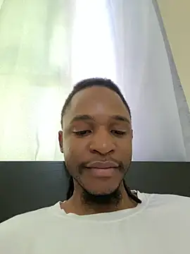 Snapshot of finefinance chatting on March 15, 5:24 am finefinance online show from March 15, 5:24 am