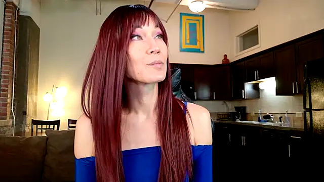 Snapshot of EveEnigma chatting on December 20, 1:22 pm EveEnigma online show from December 20, 1:22 pm