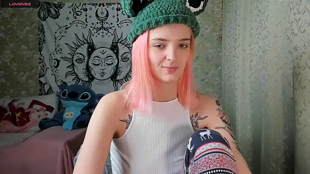 Cutie Adelia online show from January 4, 9:54 am