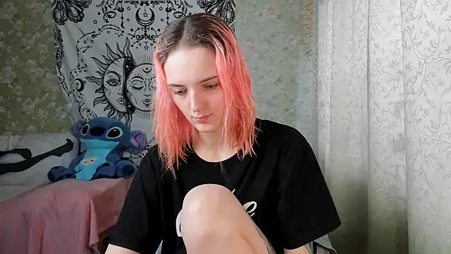 Cutie Adelia online show from January 25, 9:26 am