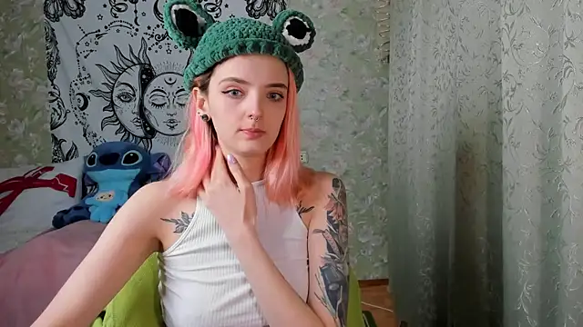 Cutie Adelia online show from January 31, 11:46 am