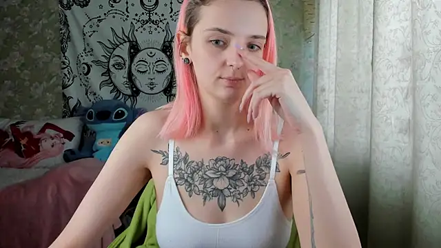 Cutie Adelia online show from February 11, 9:42 am