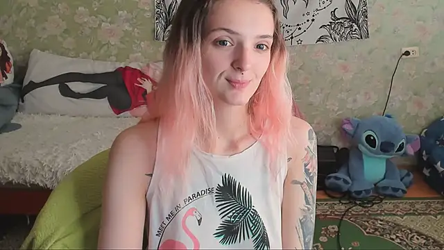 Cutie Adelia online show from September 21, 9:33 am