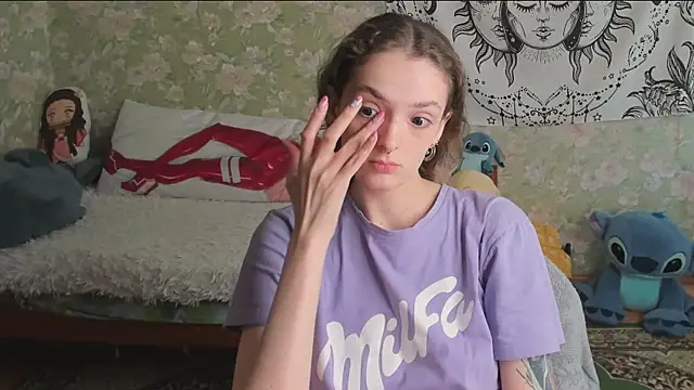 Snapshot of Cutie_Adelia chatting on May 28, 5:16 am Cutie Adelia online show from May 28, 5:16 am