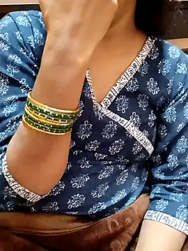 Diya 143 online show from November 14, 8:24 am