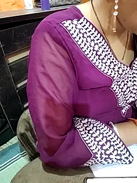 Diya 143 online show from April 19, 6:10 pm