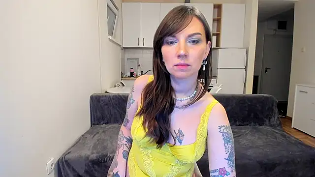 Snapshot of StacyTigerr chatting on February 22, 1:00 am StacyTigerr online show from February 22, 1:00 am