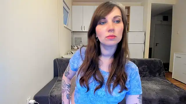 Snapshot of StacyTigerr chatting on February 22, 5:23 am StacyTigerr online show from February 22, 5:23 am