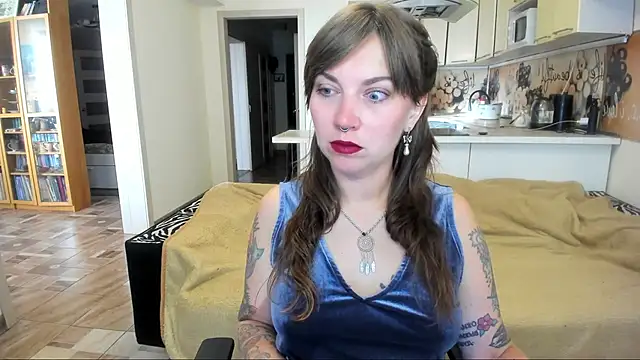 Snapshot of StacyTigerr chatting on September 30, 5:23 am StacyTigerr online show from September 30, 5:23 am