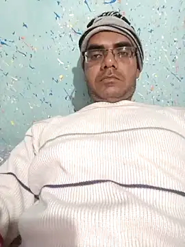 Snapshot of ajayraj0000 chatting on December 5, 7:32 pm ajayraj0000 online show from December 5, 7:32 pm