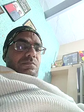 Snapshot of ajayraj0000 chatting on December 14, 7:51 pm ajayraj0000 online show from December 14, 7:51 pm