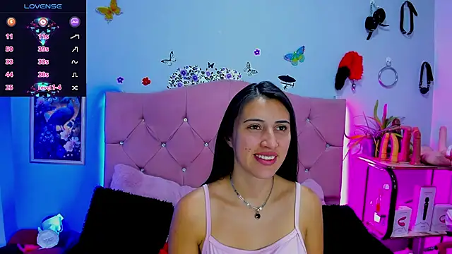 Snapshot of brenda_moris01 chatting on February 5, 9:07 pm brenda moris01 online show from February 5, 9:07 pm