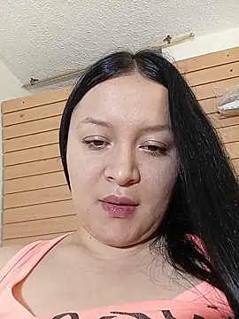 Snapshot of Arisha34 chatting on June 21, 1:57 pm Arisha34 online show from June 21, 1:57 pm