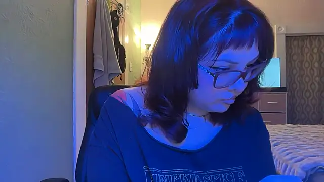 nativepumpkin95 online show from June 1, 2:57 am