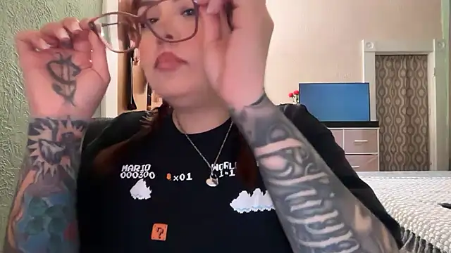 nativepumpkin95 online show from July 1, 12:23 am