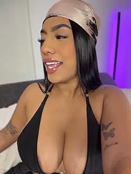 Snapshot of Sara_mocca_ chatting on June 18, 8:57 pm Sara mocca online show from June 18, 8:57 pm
