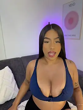 Snapshot of Sara_mocca_ chatting on July 21, 7:49 pm Sara mocca online show from July 21, 7:49 pm