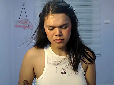 Snapshot of Miss_Ivanawolf chatting on December 21, 10:55 am Miss Ivanawolf online show from December 21, 10:55 am