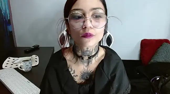 Snapshot of Ardat_Lili69 chatting on December 7, 4:58 pm Ardat Lili69 online show from December 7, 4:58 pm