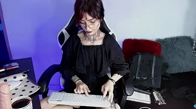 Snapshot of Ardat_Lili69 chatting on January 31, 4:59 pm Ardat Lili69 online show from January 31, 4:59 pm