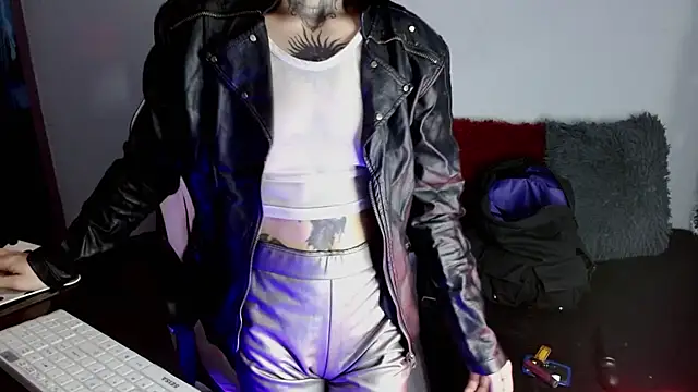 Snapshot of Ardat_Lili69 chatting on February 5, 1:22 pm Ardat Lili69 online show from February 5, 1:22 pm