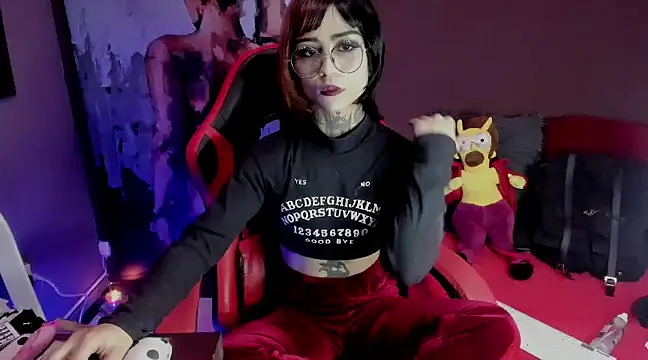 Snapshot of Ardat_Lili69 chatting on February 19, 5:27 pm Ardat Lili69 online show from February 19, 5:27 pm