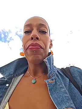 Goldenlace online show from September 10, 10:37 am