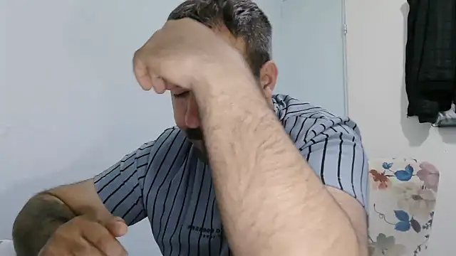 ZYXEL353 online show from April 20, 10:44 pm