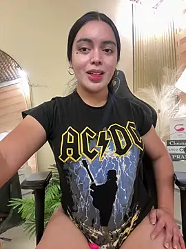 HotstuffCherrySummer online show from September 14, 8:13 am