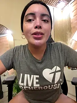 HotstuffCherrySummer online show from October 22, 7:08 am