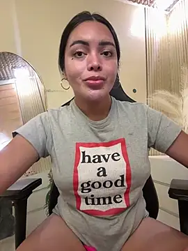 HotstuffCherrySummer online show from November 10, 7:51 am