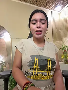 HotstuffCherrySummer online show from March 10, 8:19 am