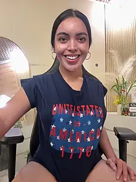 HotstuffCherrySummer online show from April 25, 1:41 pm