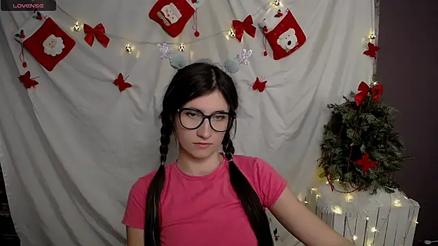 MaryEm976 online show from December 10, 9:23 am