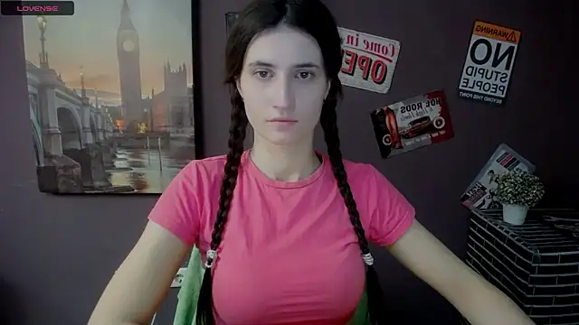 MaryEm976 online show from February 7, 8:55 am