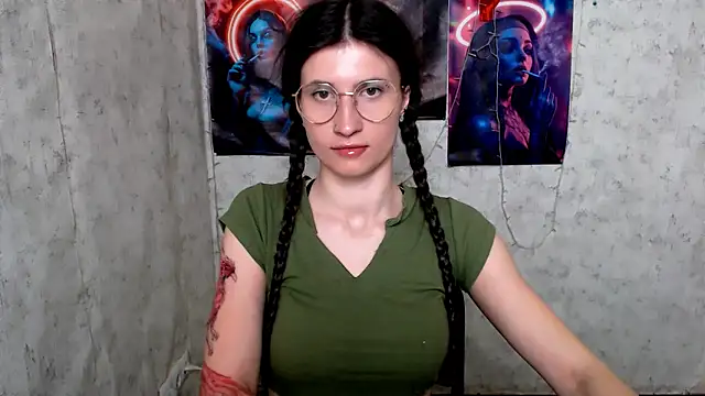 MaryEm976 online show from April 19, 7:07 am