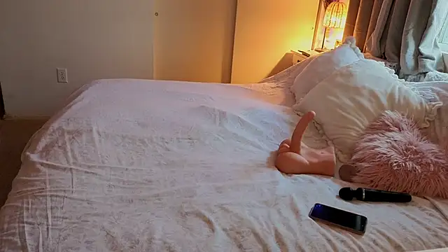 JESS LOVES online show from November 28, 7:16 pm