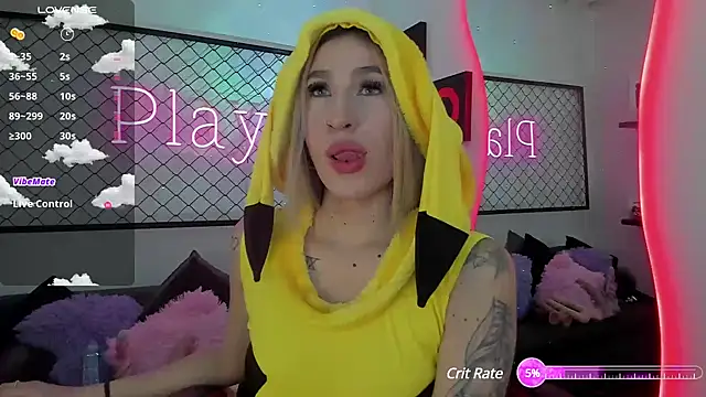 Snapshot of Atenea_Klett_ chatting on March 12, 1:40 pm Atenea Klett  online show from March 12, 1:40 pm