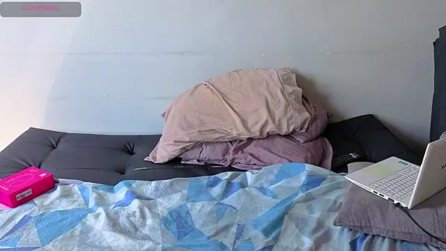 Snapshot of Matiashorney chatting on November 1, 6:43 pm Matiashorney online show from November 1, 6:43 pm