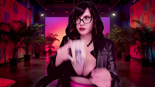 Snapshot of RoseBlooom chatting on October 17, 3:31 am RoseBlooom online show from October 17, 3:31 am