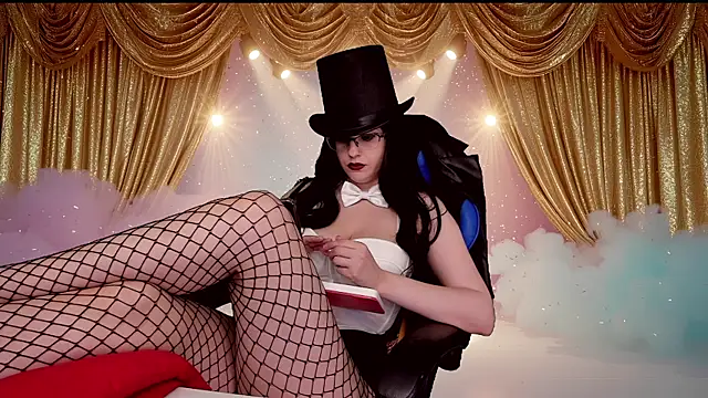 Snapshot of RoseBlooom chatting on November 2, 3:53 am RoseBlooom online show from November 2, 3:53 am