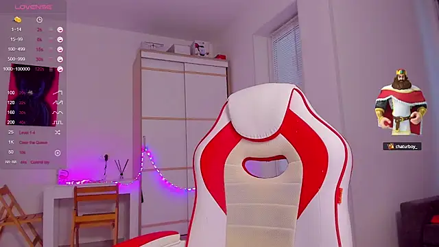 Snapshot of HotCarolineXO chatting on December 24, 7:49 am HotCarolineXO online show from December 24, 7:49 am