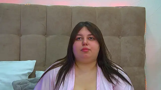 LillianKim online show from March 2, 6:51 pm