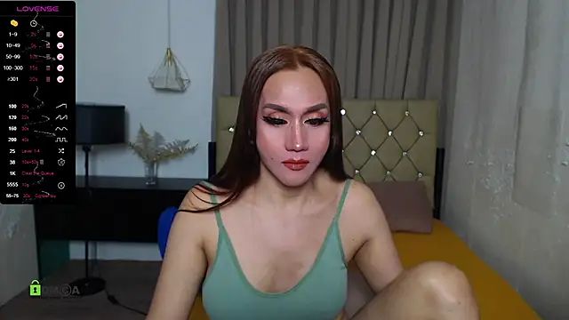 Snapshot of AyeshaFUCKguys chatting on January 18, 1:41 am AyeshaFUCKguys online show from January 18, 1:41 am
